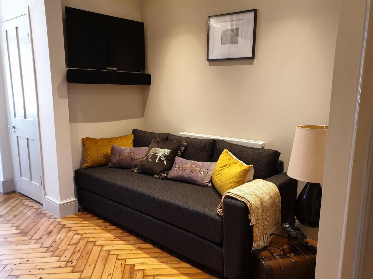St Paul's Apartment