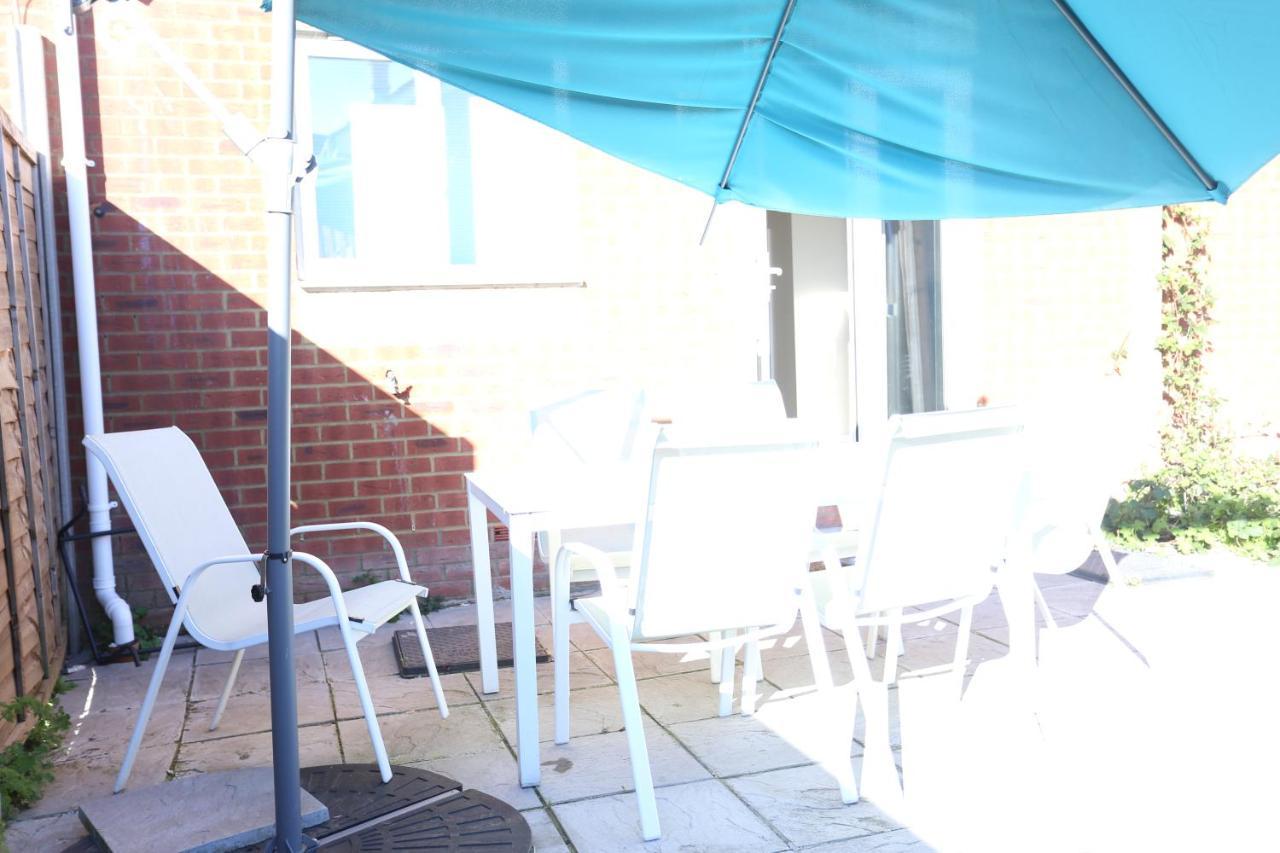 Lovely 4 Bed House Holiday home London