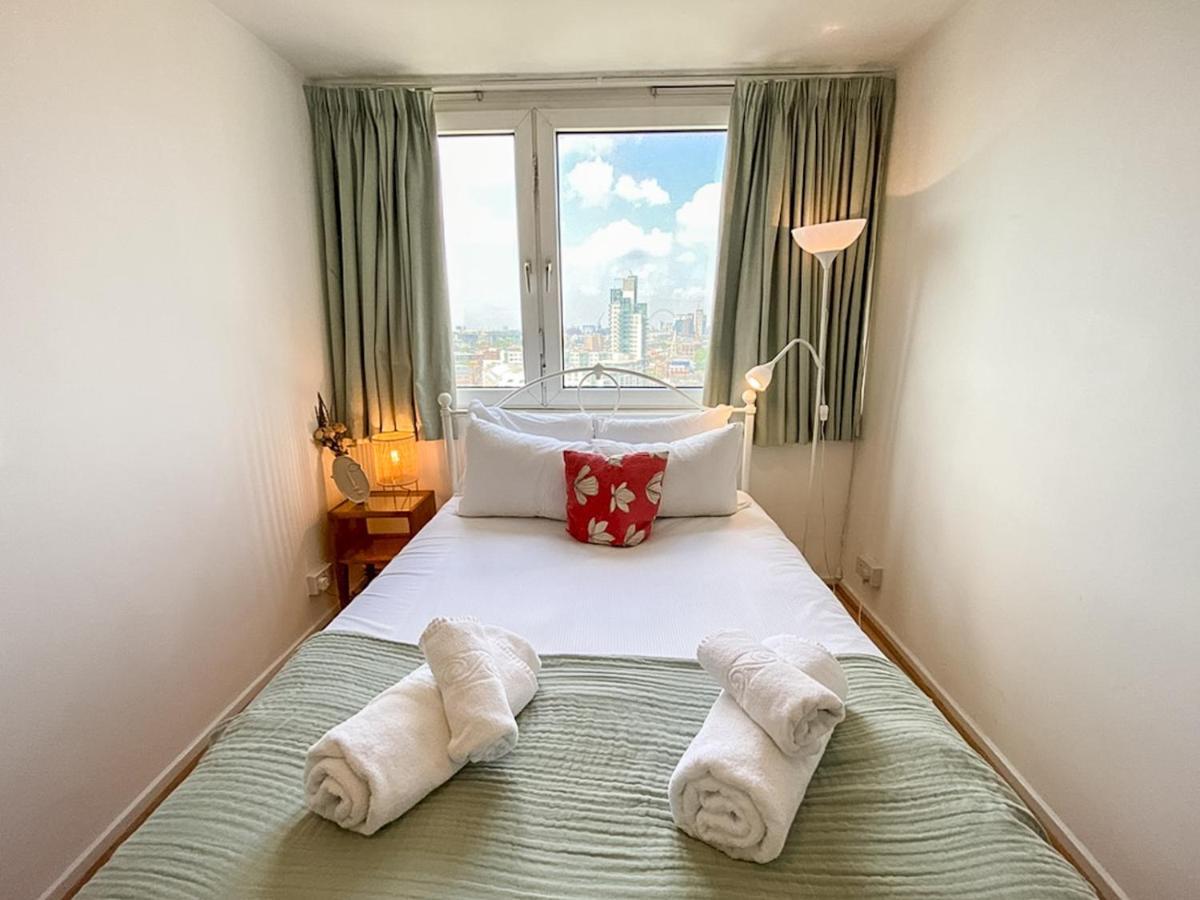 Pass The Keys Spacious 2bedroom Flat With Views In Bridge Apartment *