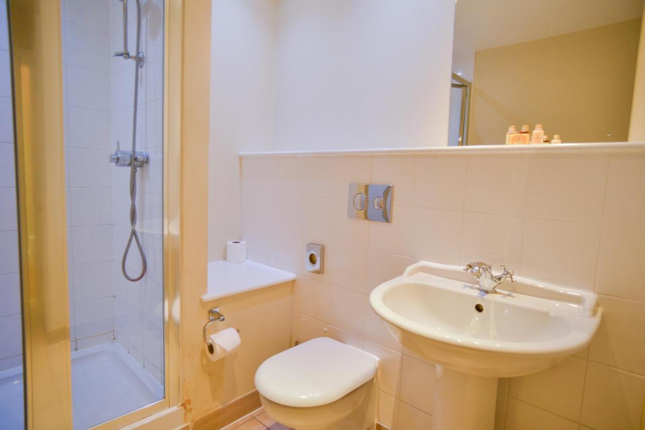 Leicester Square Apartment