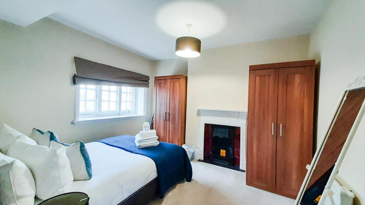 Leicester Square Apartment