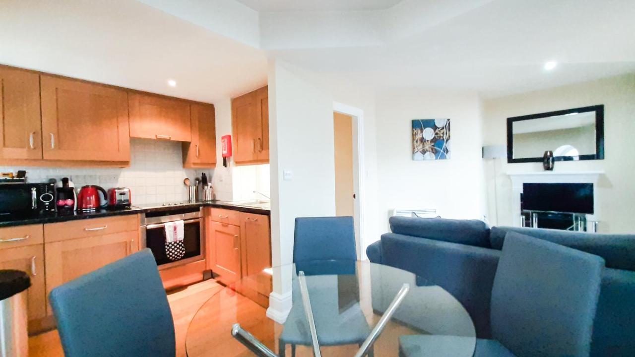 Leicester Square Apartment *