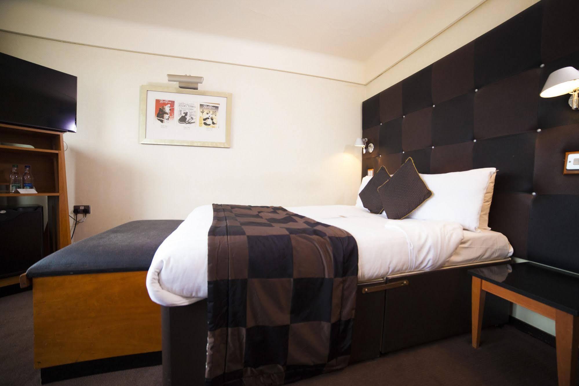 Hotell Treehouse 4*