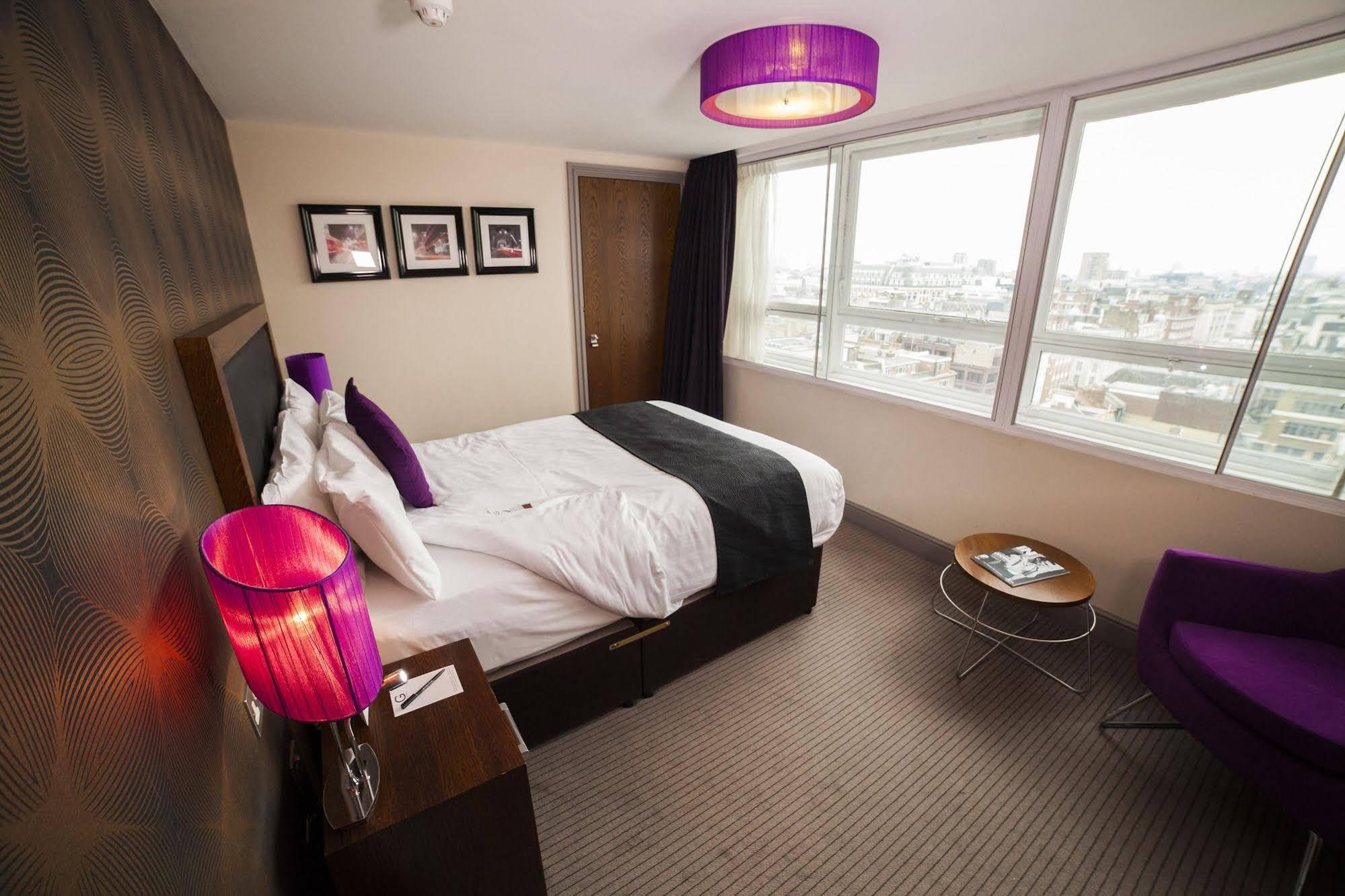 Treehouse Hotell