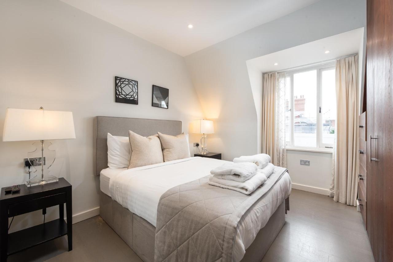 Apartment High Street Kensington London