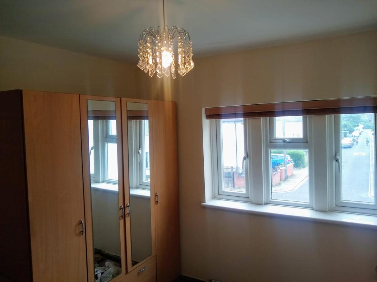 Acton Roomz Pensionat London