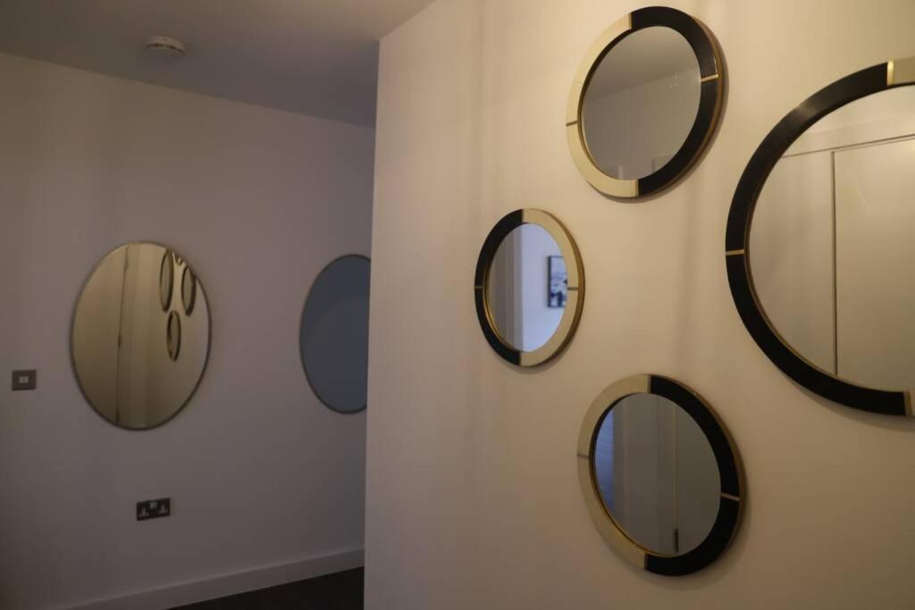 Beautiful 2Bed Apartment 5 Mins From London Bridge. London