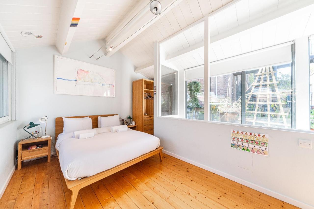 Pass The Keys - Trendy Flat With Private Terrace In East Lejlighed *