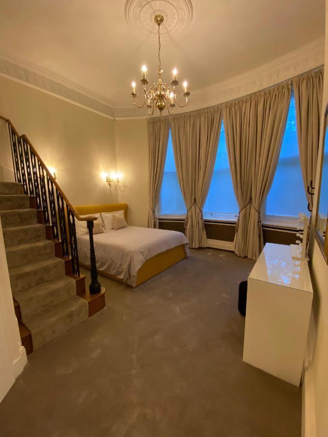 Lägenhet Kll Management- Hydepark Place *