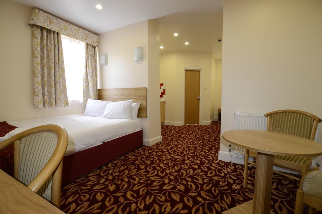 Hotel Western Ilford 3*