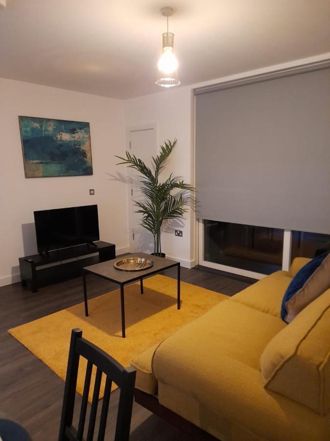 Apartment Beautiful 2Bed Apartment 5 Mins From London Bridge.