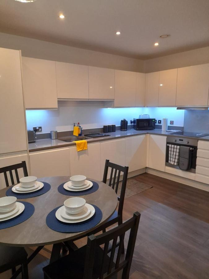 Beautiful 2Bed Apartment 5 Mins From London Bridge.