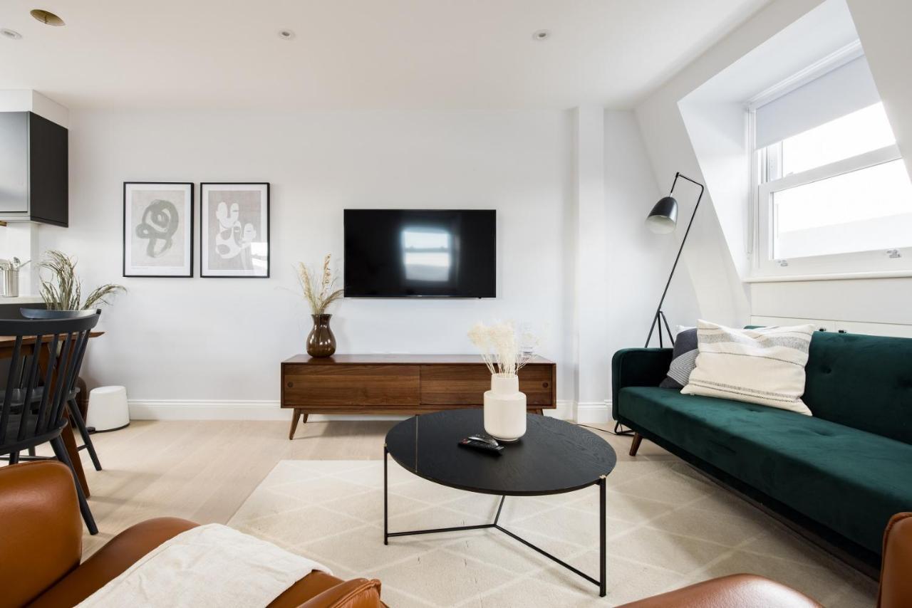 The Margravine Maisonette - Modern & Bright 2bdr Flat Lägenhet