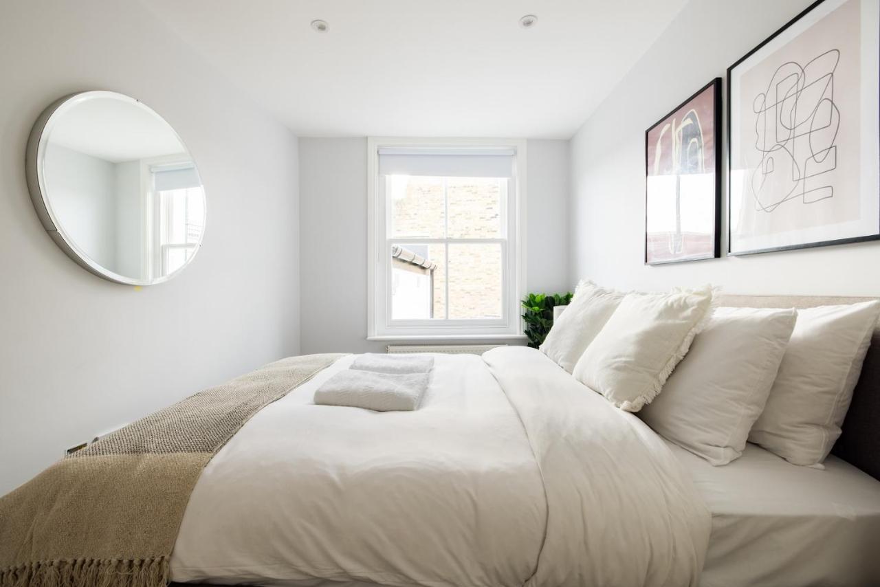 The Margravine Maisonette - Modern & Bright 2bdr Flat Lägenhet London