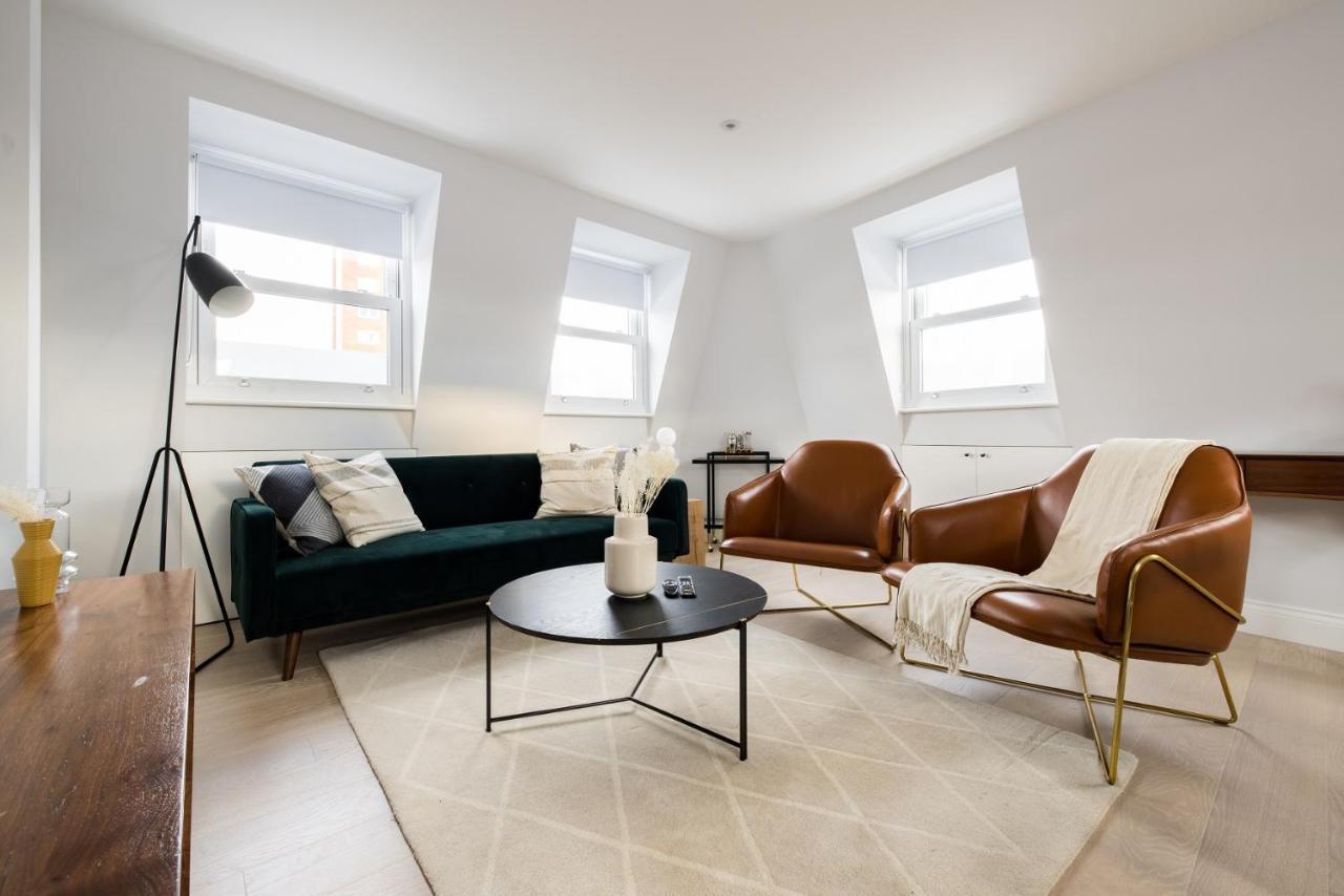 The Margravine Maisonette - Modern & Bright 2bdr Flat Lägenhet