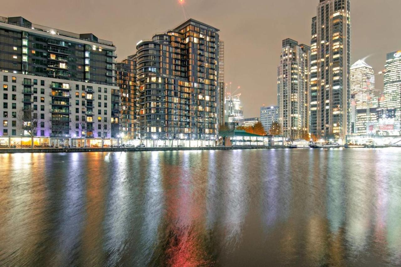 Peaceful Modern 2 Bedroom Flat With Water Views London