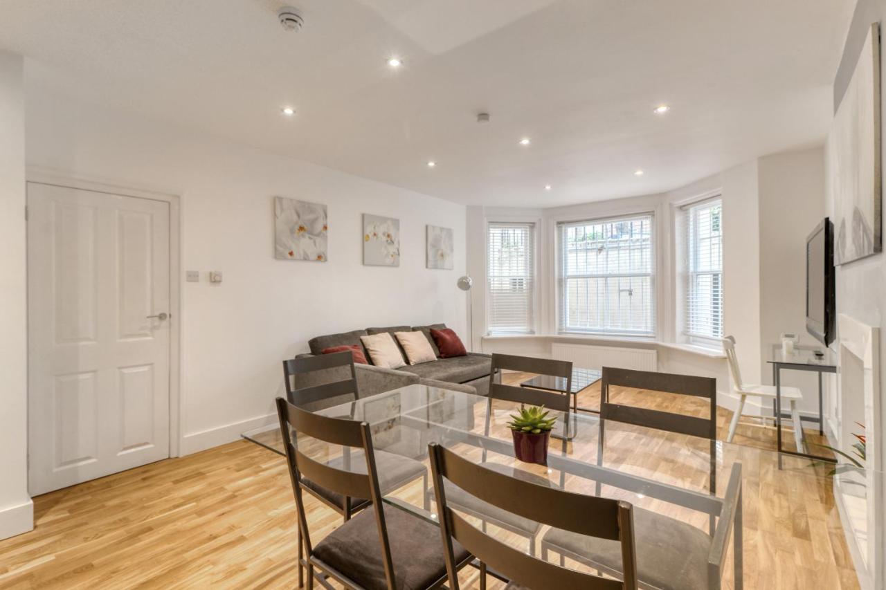 Holland Park Apartment