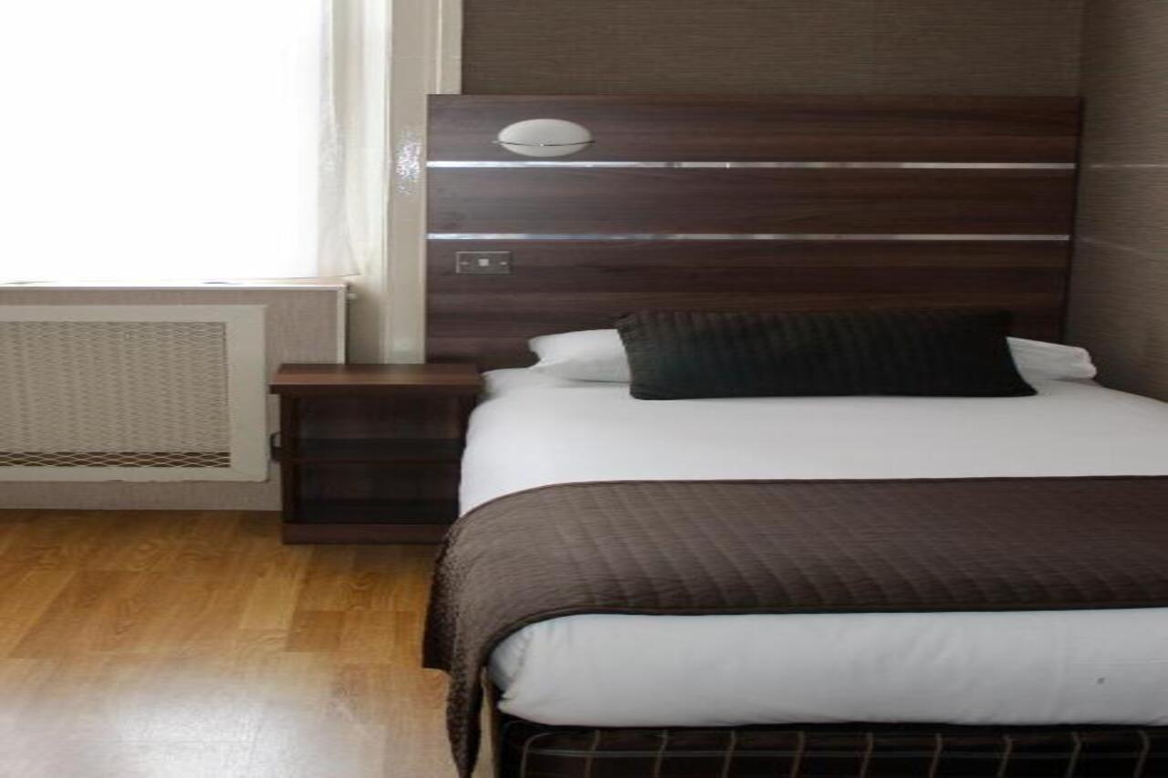 Huttons Hotel, Victoria 3* Londra