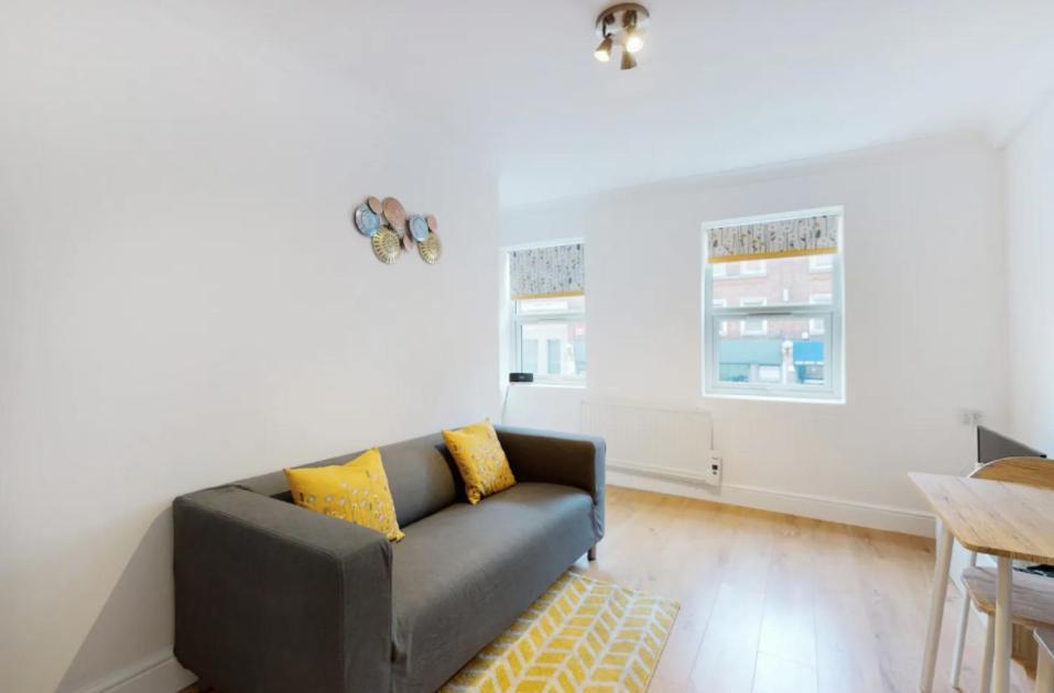 Appartamento New Spacious 1 Bed Studio Flat In Aldgate Londra