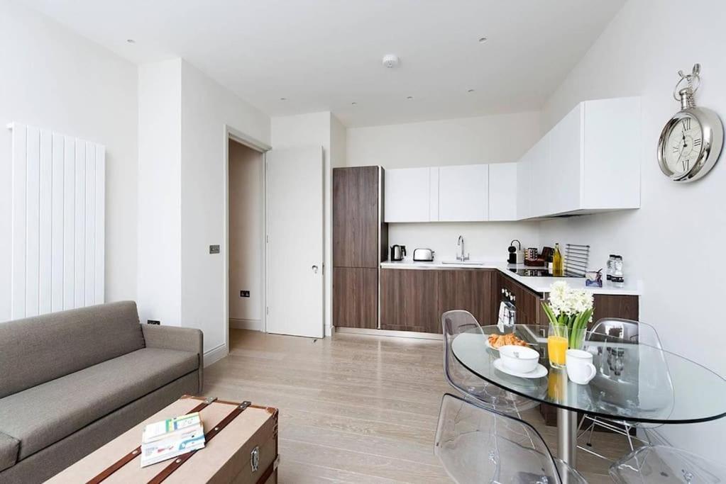 Lejlighed Recently Redecorated Bright 1br Near Shepherds Bush With Parking Soa *
