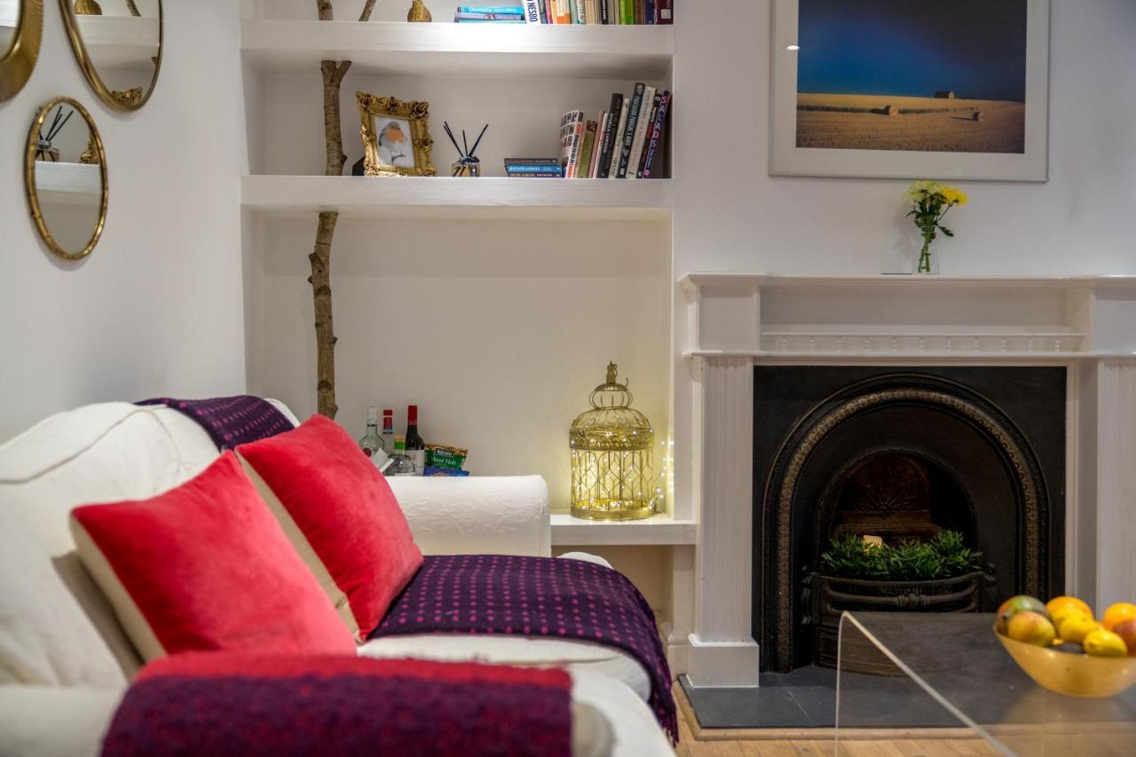 Stylish Flat With Private Yard In Shepherd Bush * London