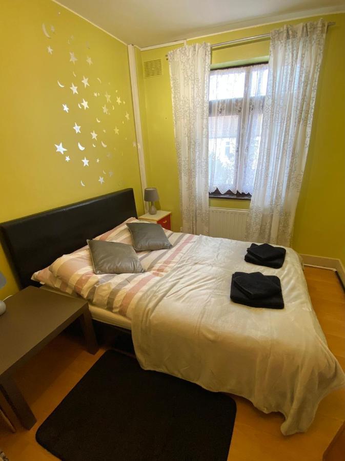 Leilighet Excel 5min Custom House Station Parking Wifi Sleeps 6 London