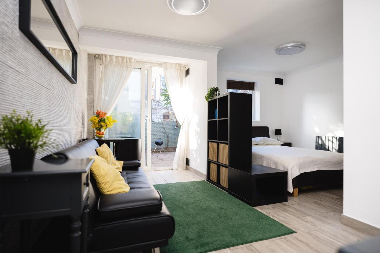 Chelsea Private Garden Maisonette Lägenhet *