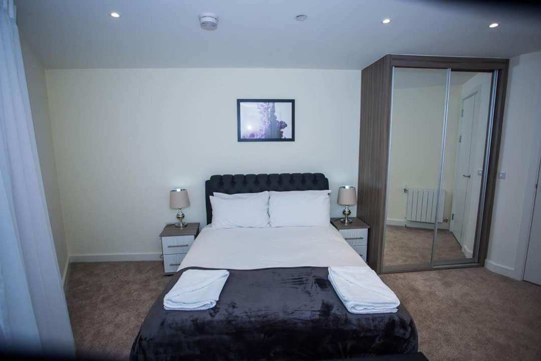 Unique 2 Bed Apartment London