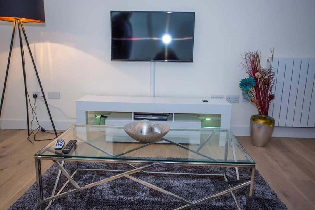 Unique 2 Bed *