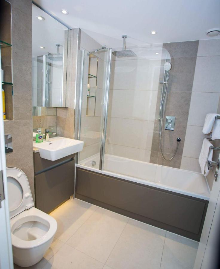 Unique 2 Bed * London