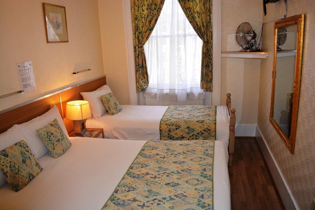 Falcon Hotell 3*