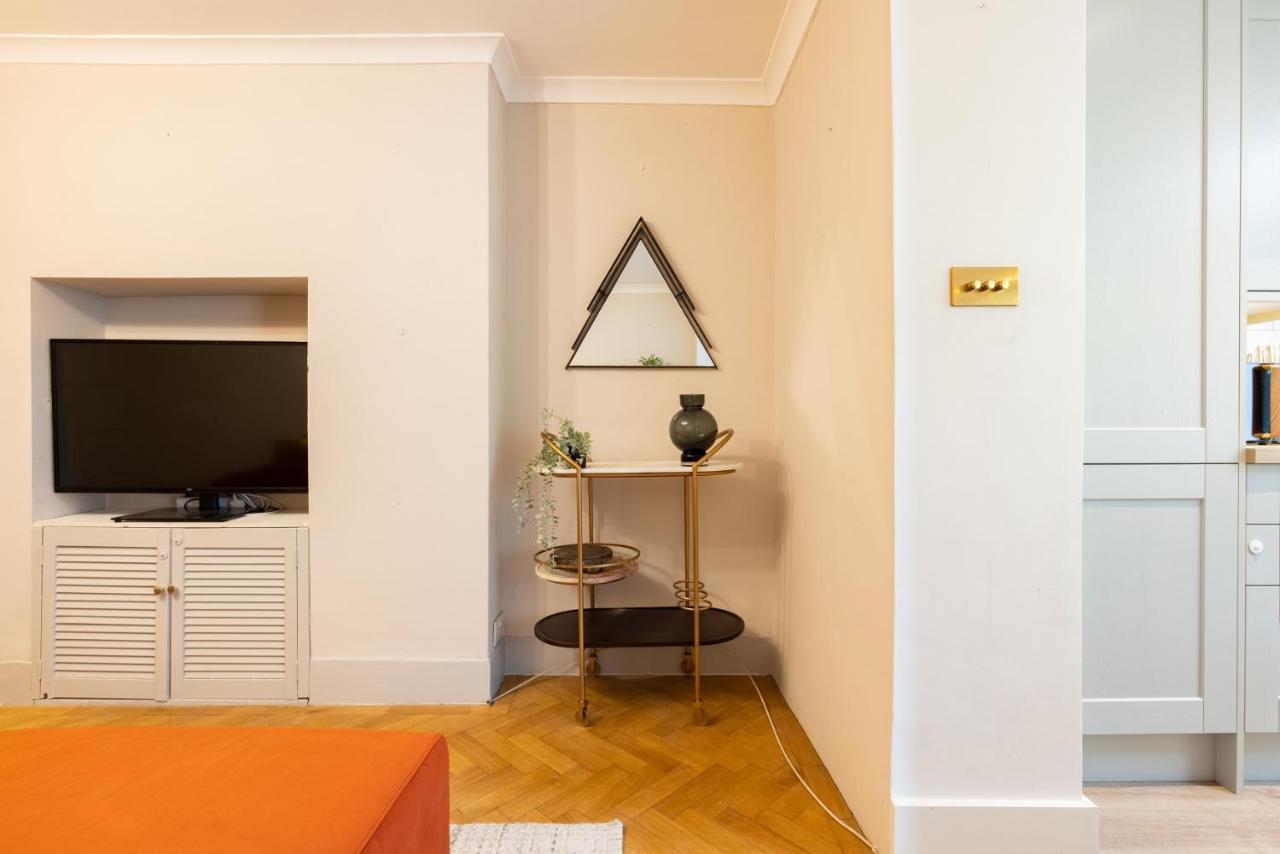 Appartamento The Richmond Upon Thames Escape - Modern 2bdr Flat With Garden And Parking