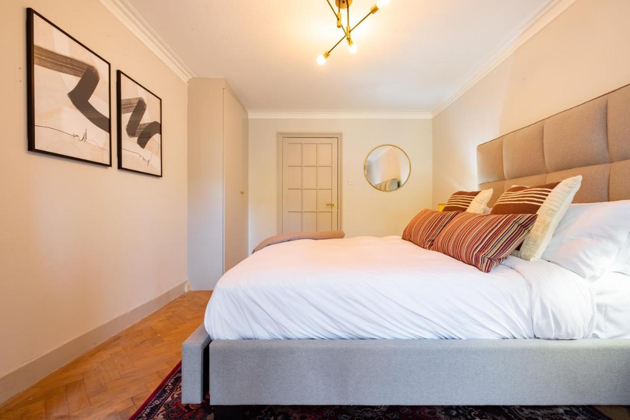 The Richmond Upon Thames Escape - Modern 2bdr Flat With Garden And Parking * Londra