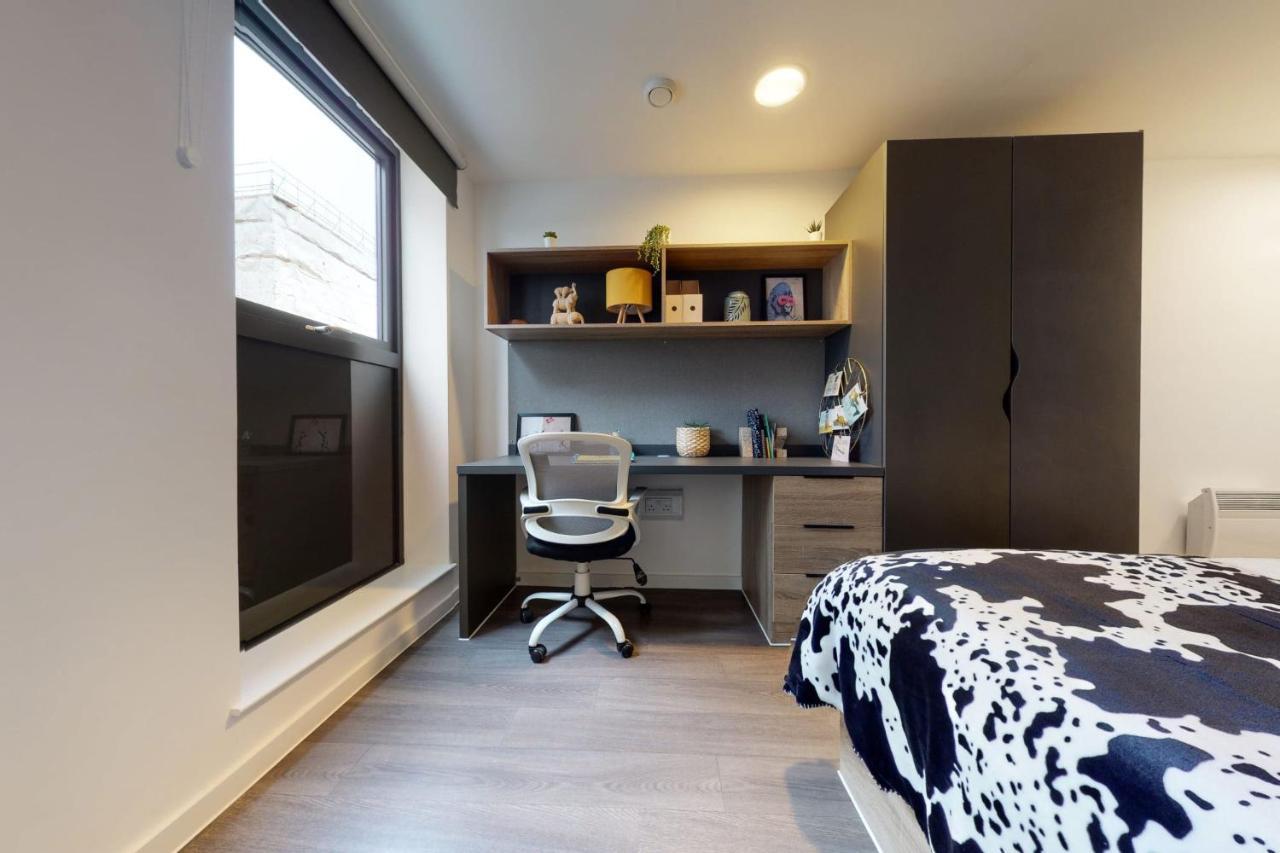 For Students Only Private Bedrooms With Shared Kitchen, And At Canvas Walthamstow In