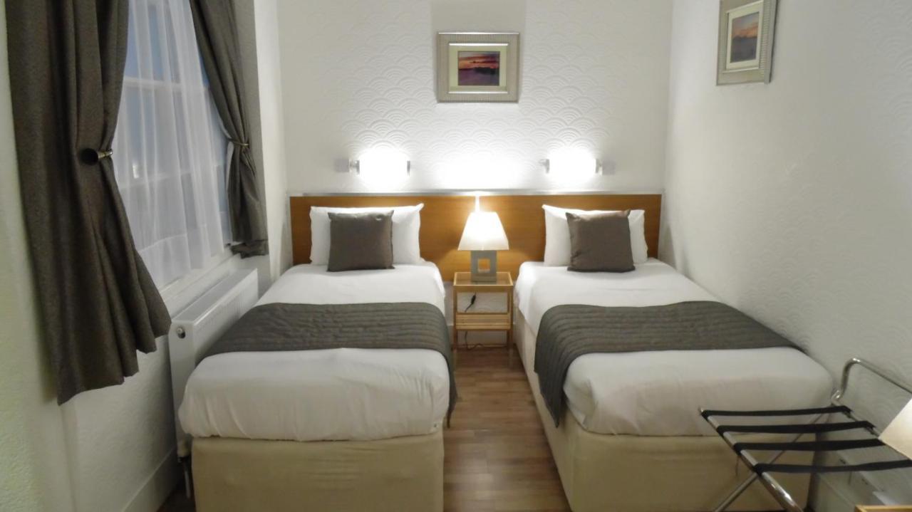 Hotell Falcon 3*