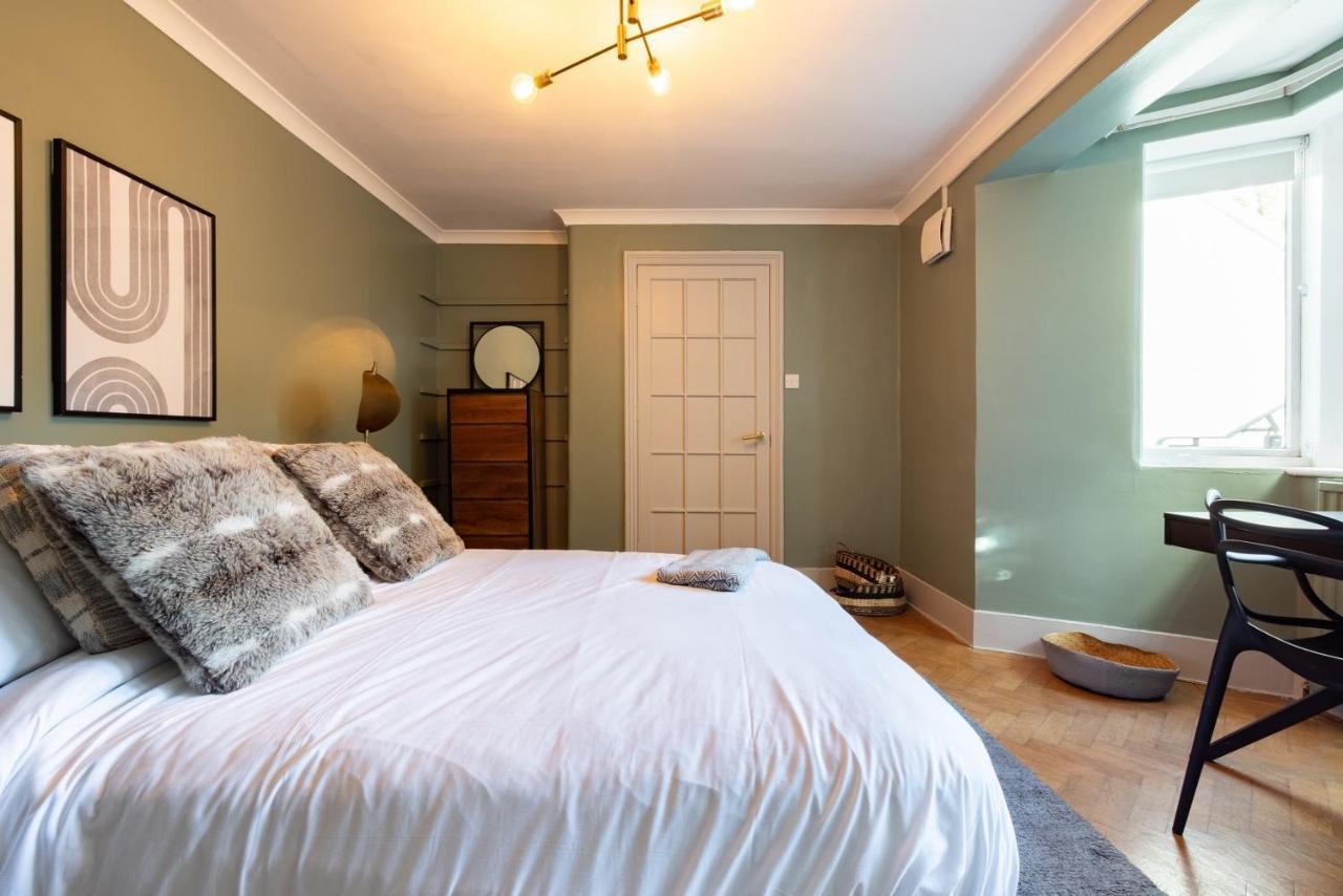 The Richmond Upon Thames Escape - Modern 2bdr Flat With Garden And Parking Appartamento *