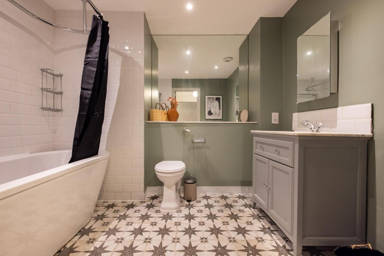Appartamento The Richmond Upon Thames Escape - Modern 2bdr Flat With Garden And Parking Londra