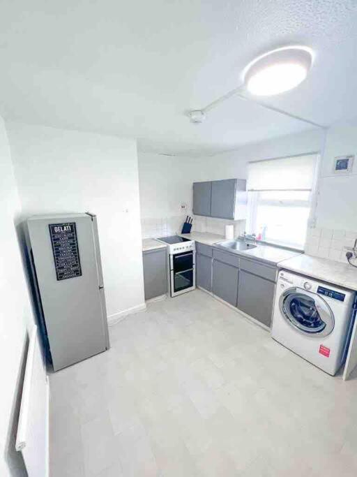 Spacious Two Bedroom Flat Lejlighed