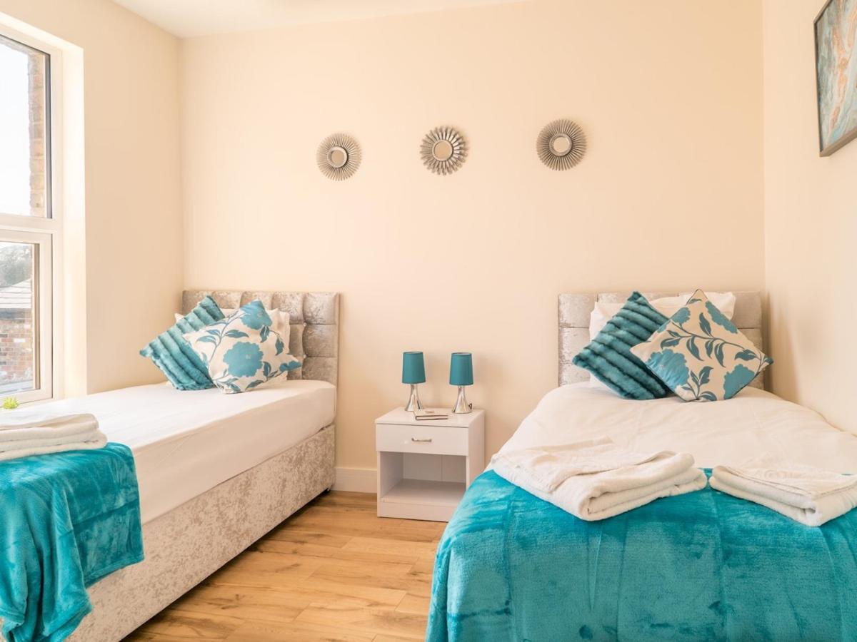 Pass The Keys Renovated Victorian In Ealing * London