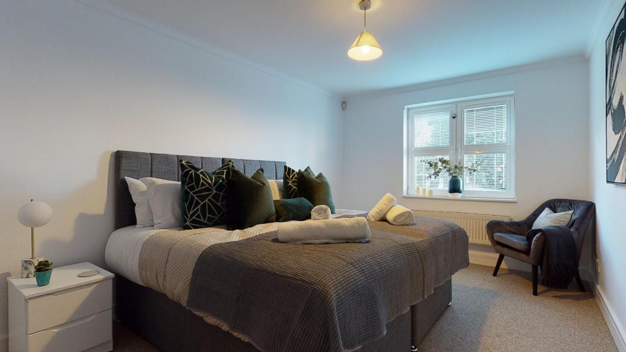 Docklands Riverside Superior 3 Bedroom Apartment By Delta Accomodation Londra