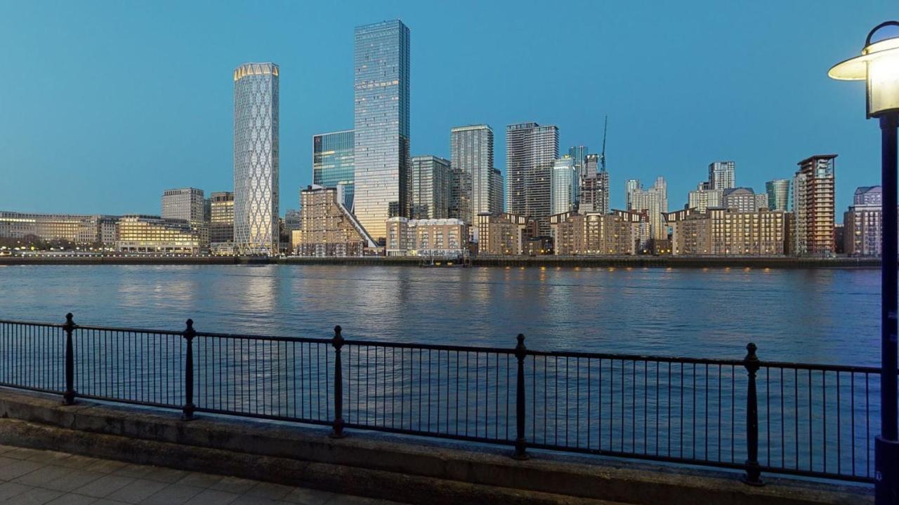 Docklands Riverside Superior 3 Bedroom Apartment By Delta Accomodation Appartamento *