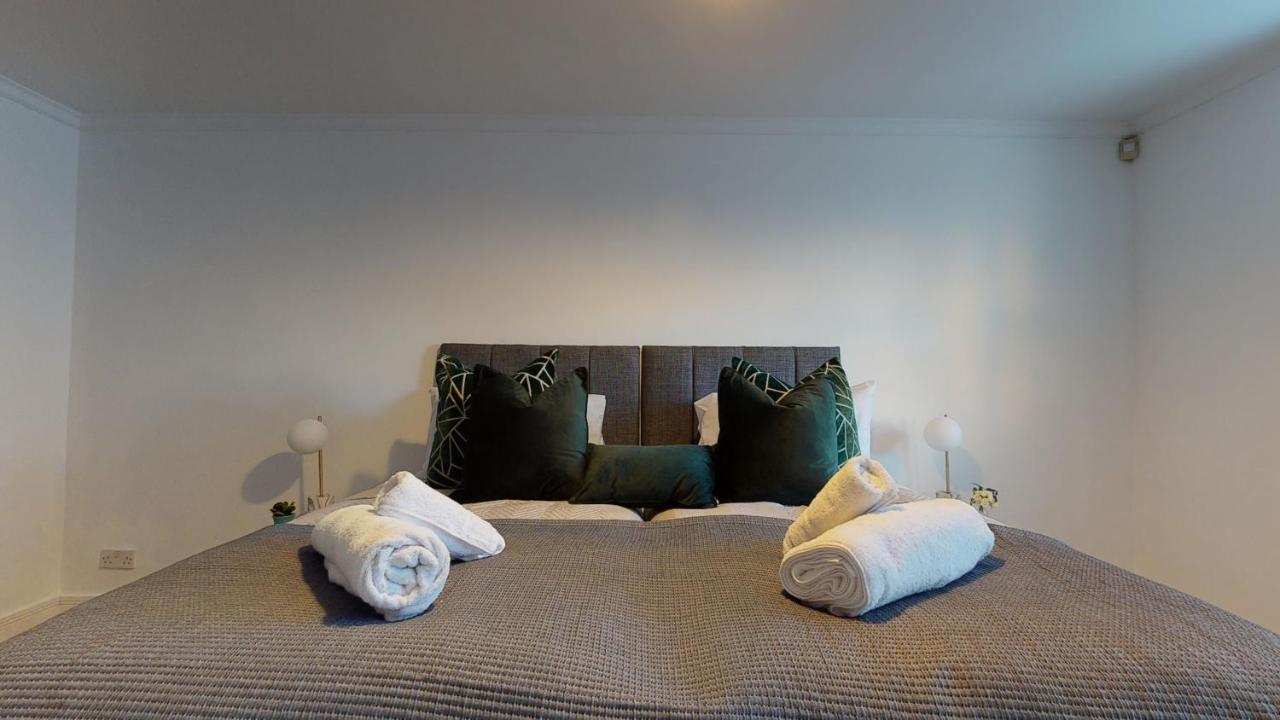 Docklands Riverside Superior 3 Bedroom Apartment By Delta Accomodation Appartamento Londra