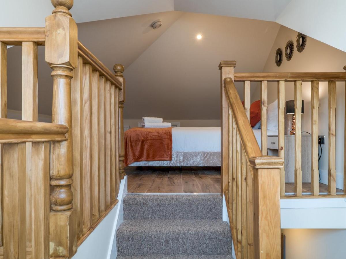 Pass The Keys Renovated Victorian In Ealing