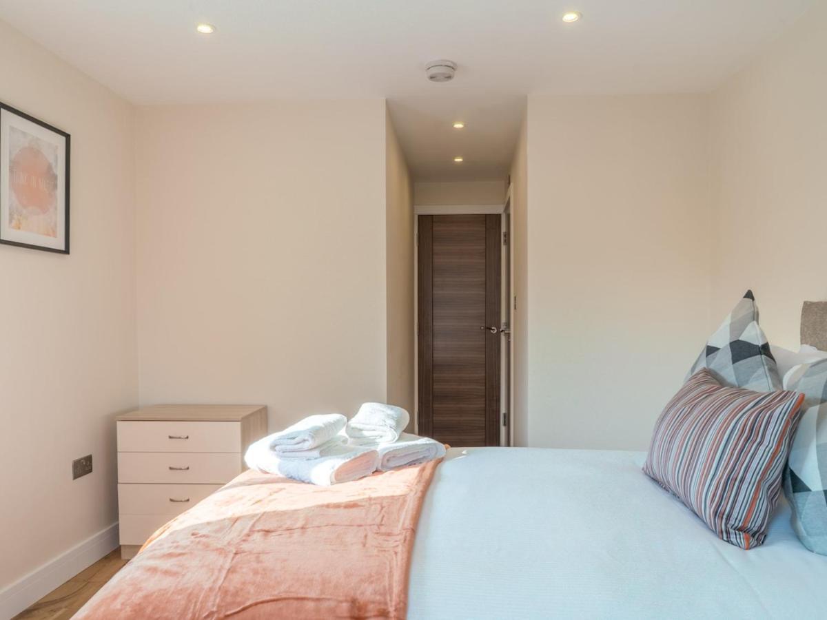 Pass The Keys Renovated Victorian In Ealing Apartment London