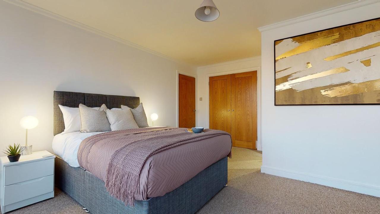 Docklands Riverside Superior 3 Bedroom Apartment By Delta Accomodation Londra