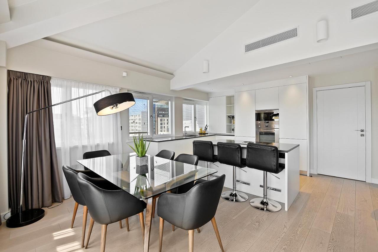 Vauxhall Bridge Road By Aeria * London