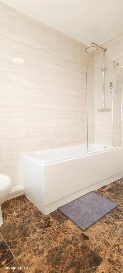 Appartamento Acacia Flat 189 In Wembley