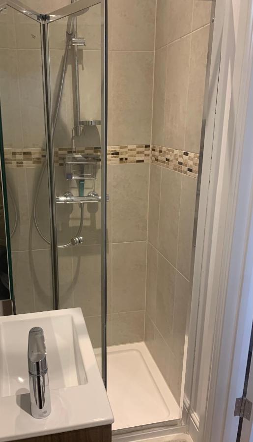 Beautiful One Bedroom Flat In The Heart Of Notting Hill Gate Londen