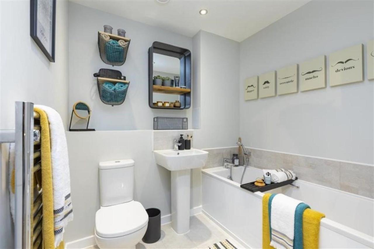 Newly Built Luxury 2 Bed Apartment!!! Lägenhet *