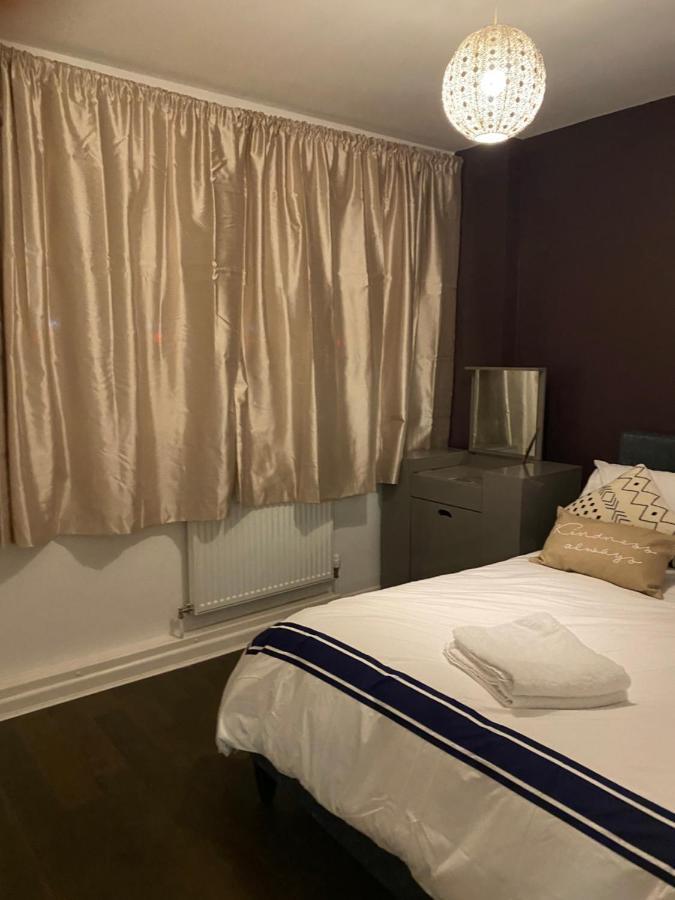Lovely 2bed In Location Appartement